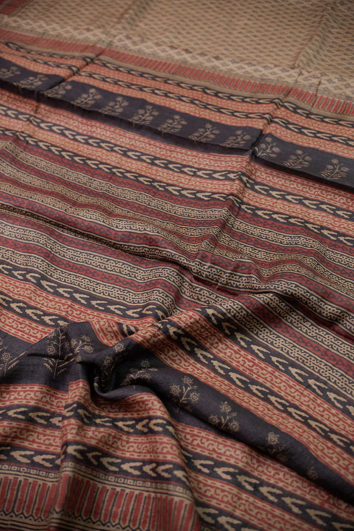 Sarees - Matkatus 