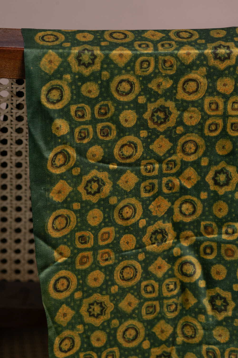 Silk Fabric - Matkatus 