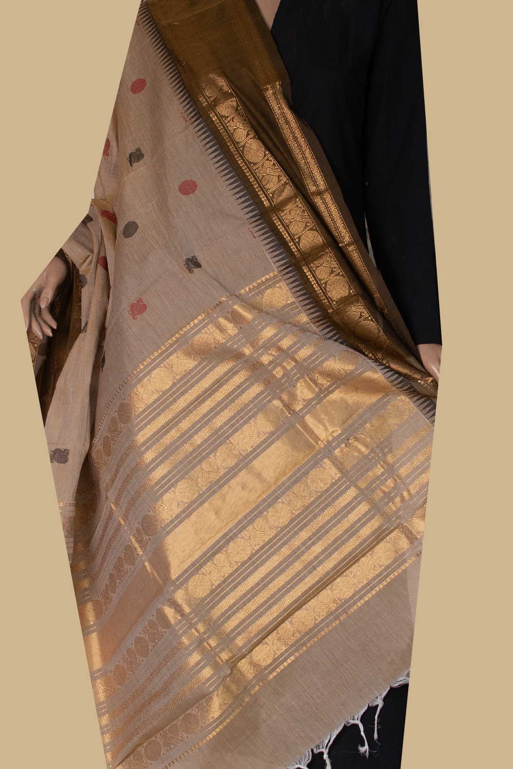 Traditional Dupatta - Matkatus