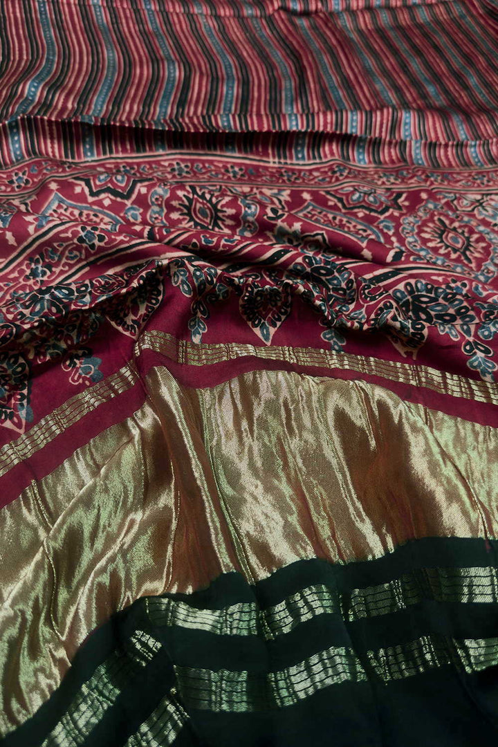 Silk Dupattas - Matkatus 