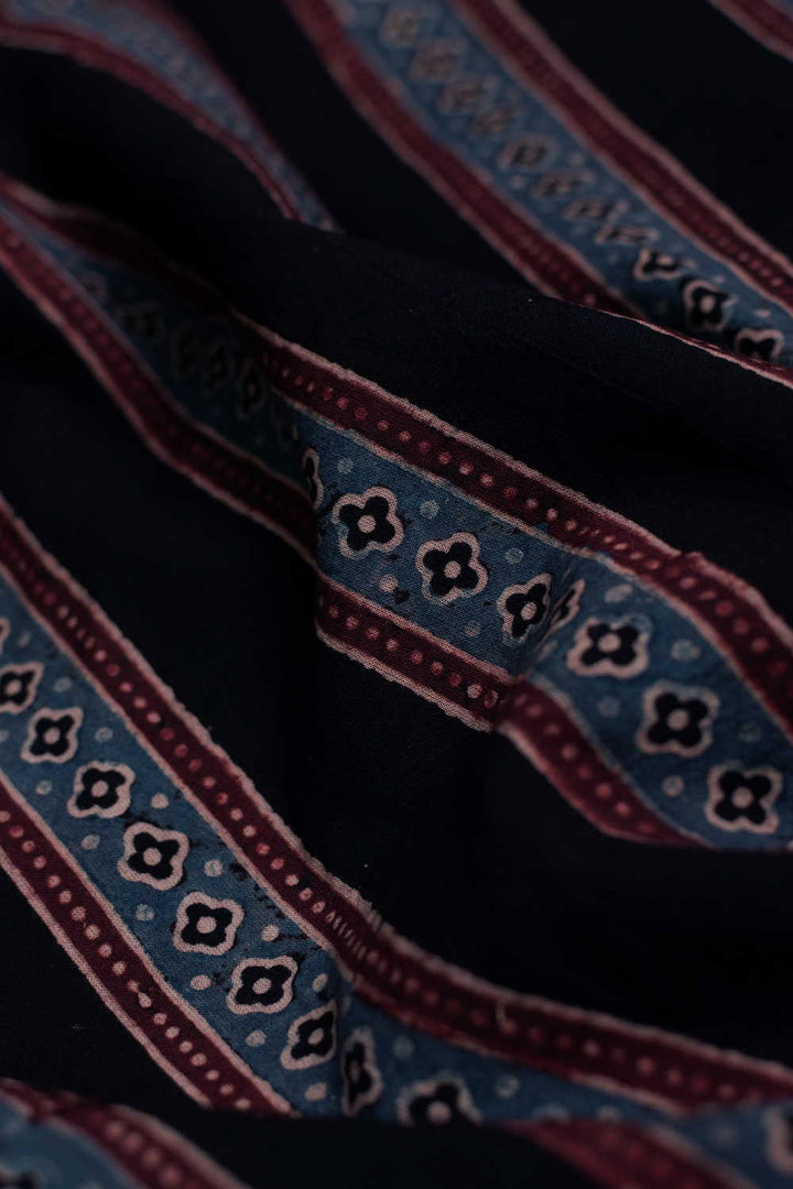 Ajrak Fabric - Matkatus 