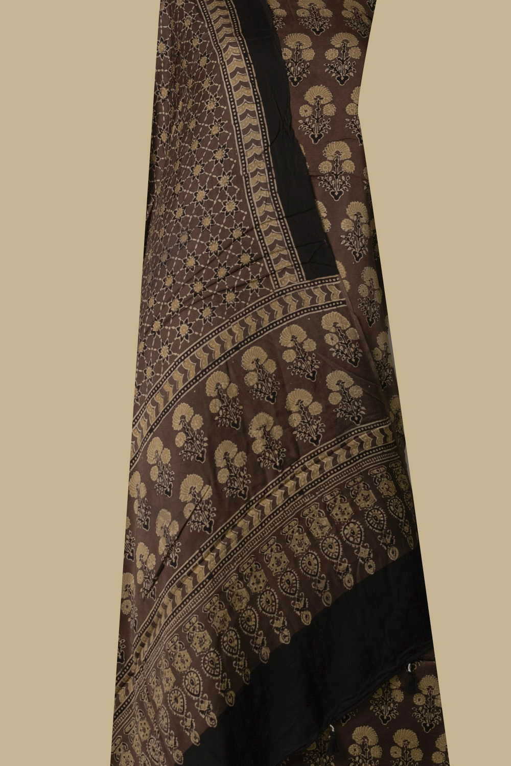 Unstitched Suits - Matkatus 