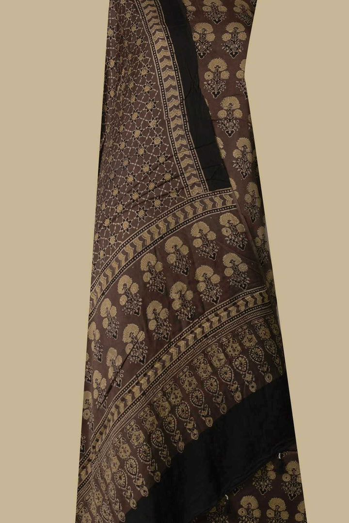 Unstitched Suits - Matkatus 