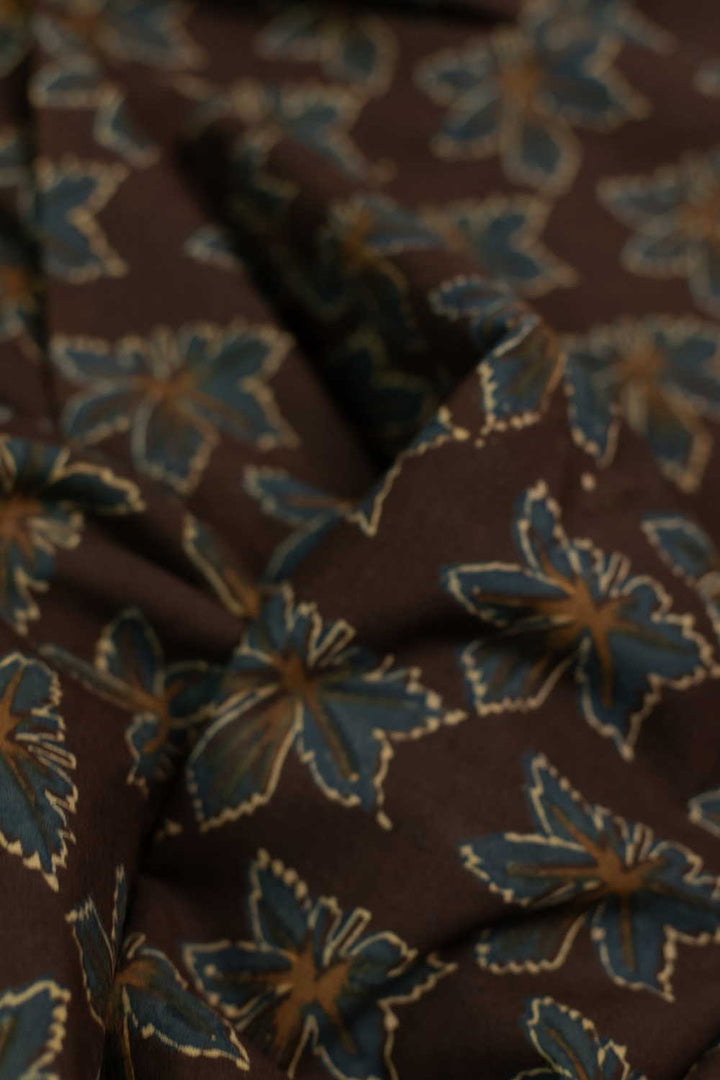 Ajrak Fabrics- Matkatus 