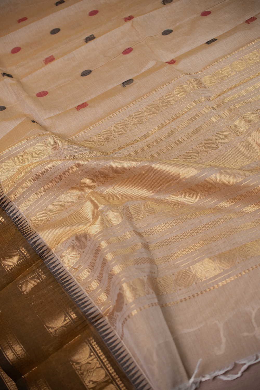 Kanchi Cotton Dupatta - Matkatus