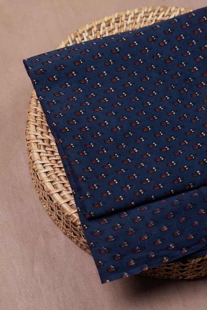 Ajrak fabrics - Matkatus