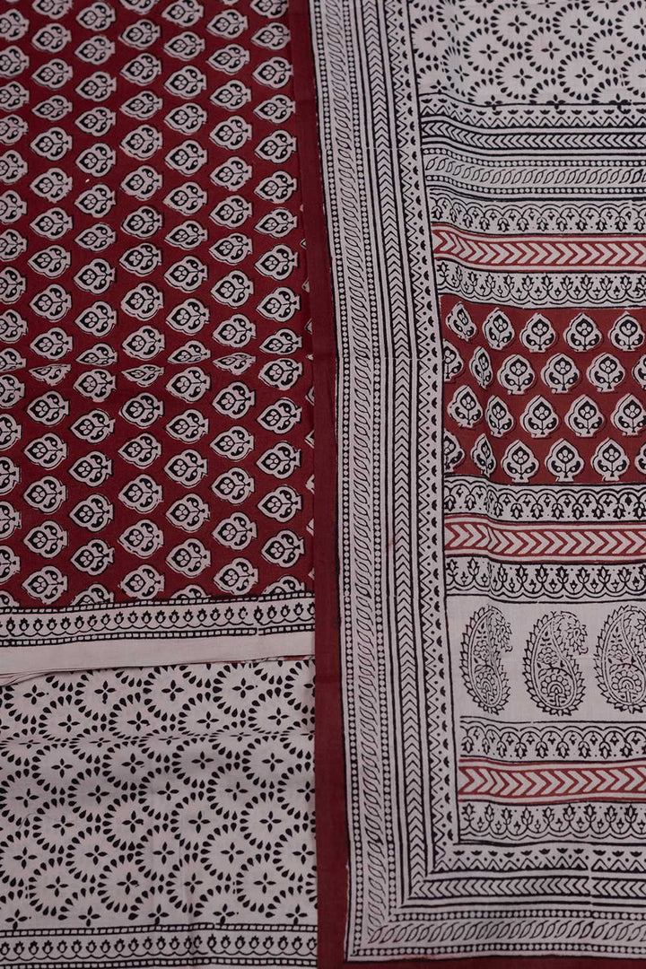 Unstitched Suits - Matkatus 