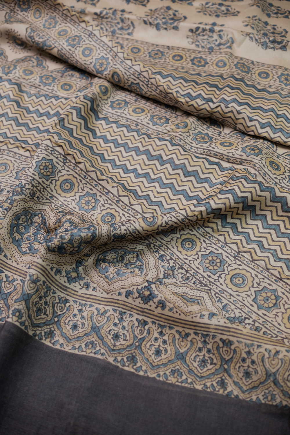 Tussar Silk Saree - Matkatus 