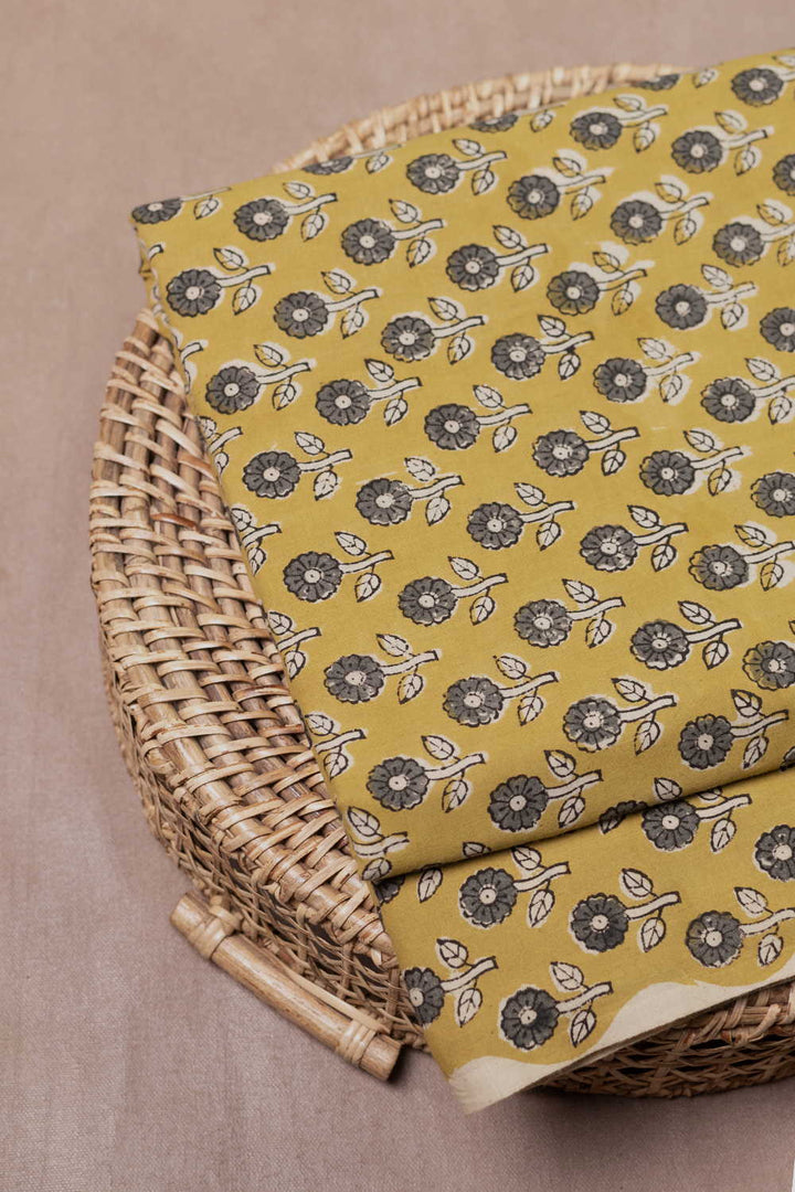 Cotton Fabric-Mtatkatus 