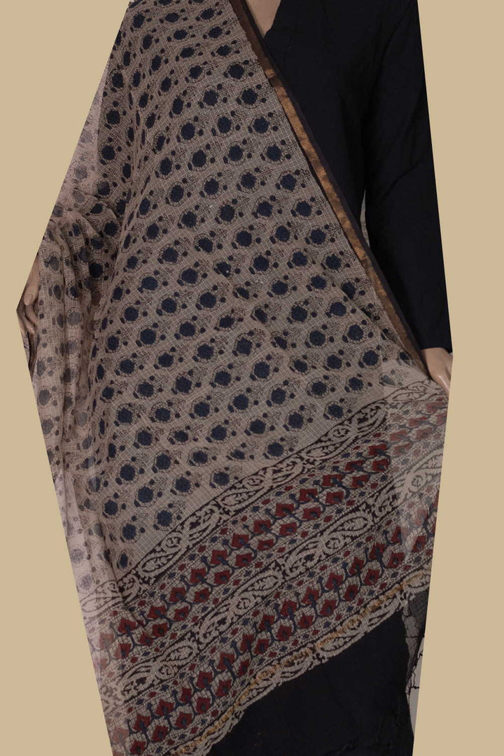 Kota Dupattas - Matkatus