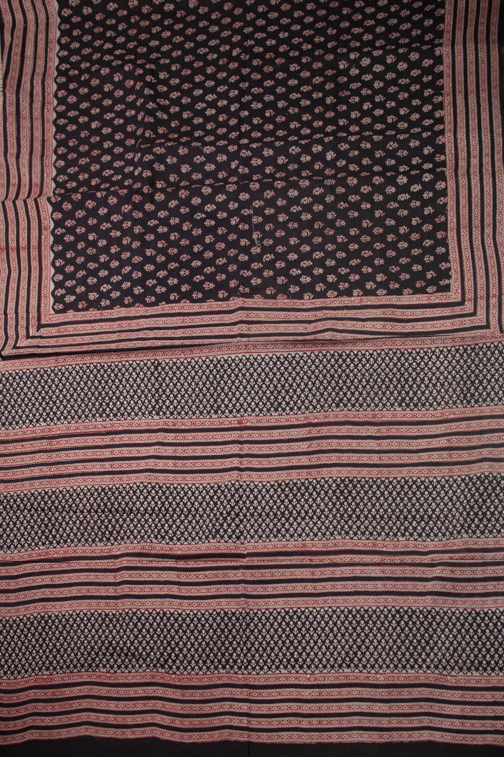 Sarees - Matkatus 
