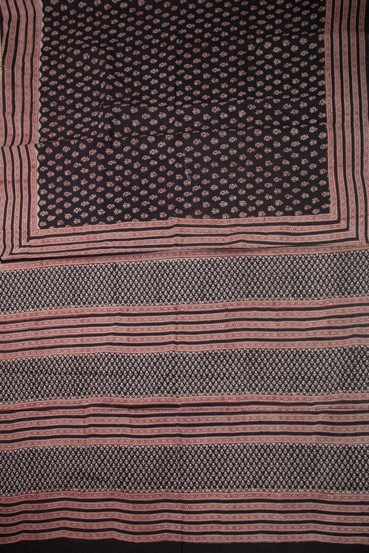 Sarees - Matkatus 