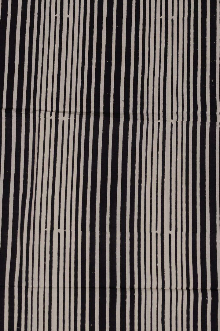 Ajrk Suits - Matkatus 