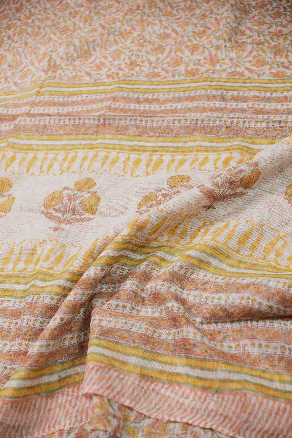 Sarees - Matkatus 