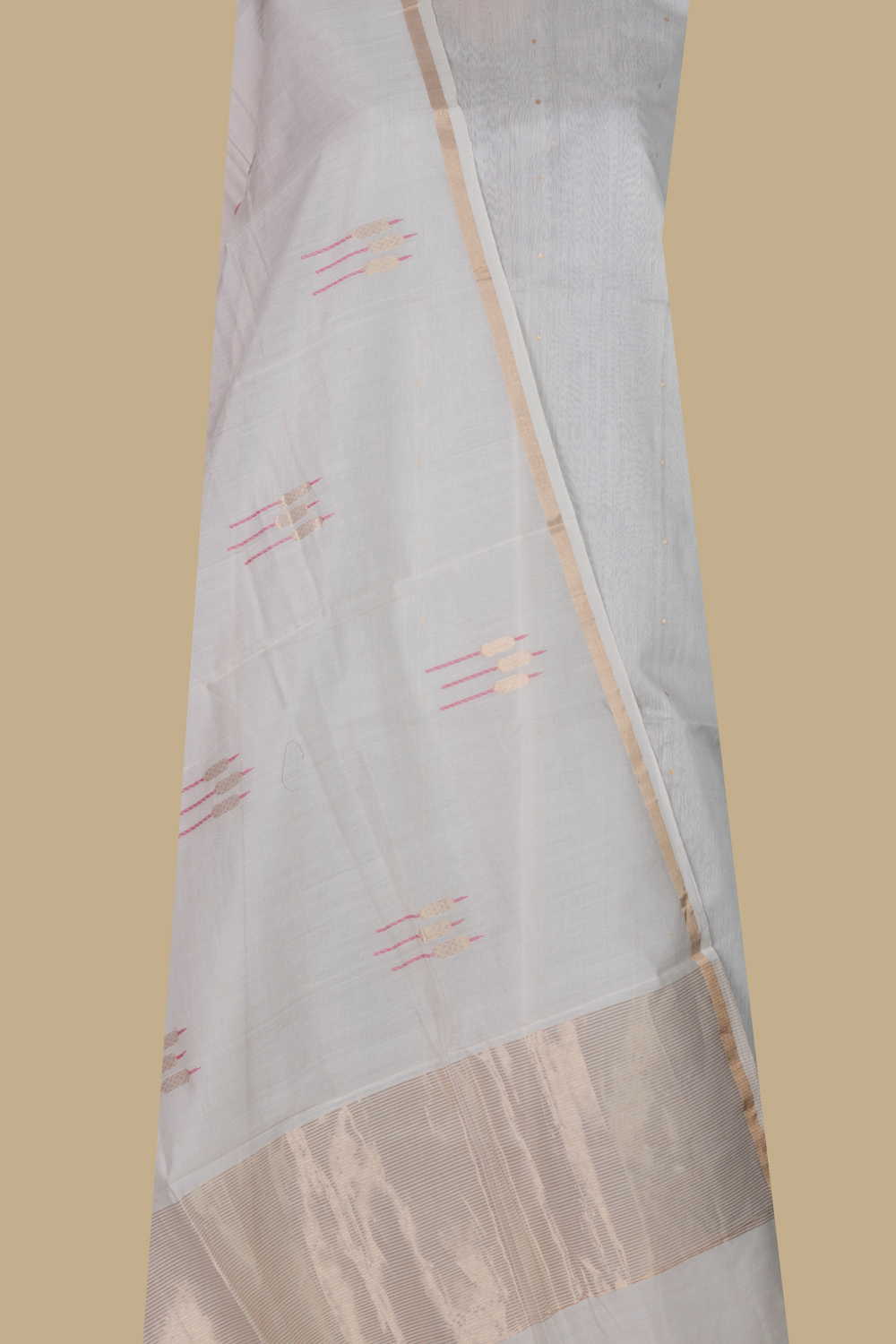 Unstitched Suits - Matkatus 