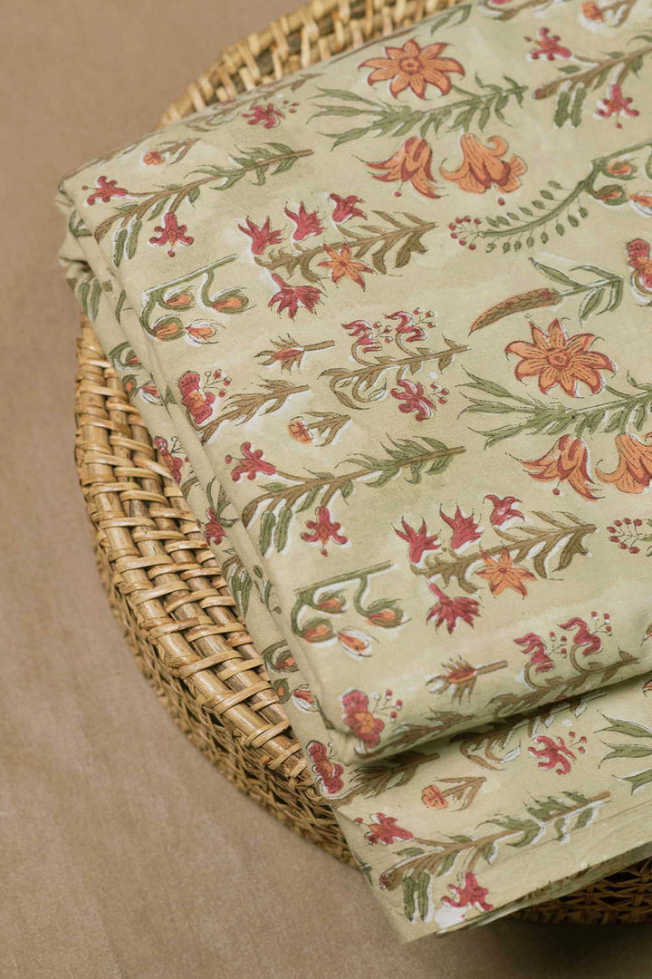 Cotton Fabric - Matkatus 