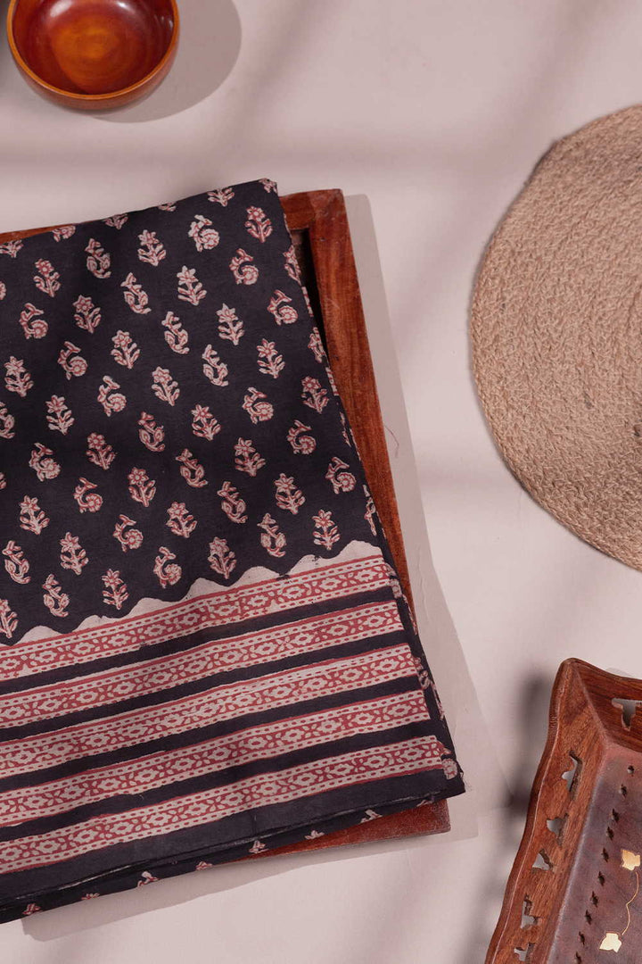 Block Printed Cotton Saree - Matkatus 
