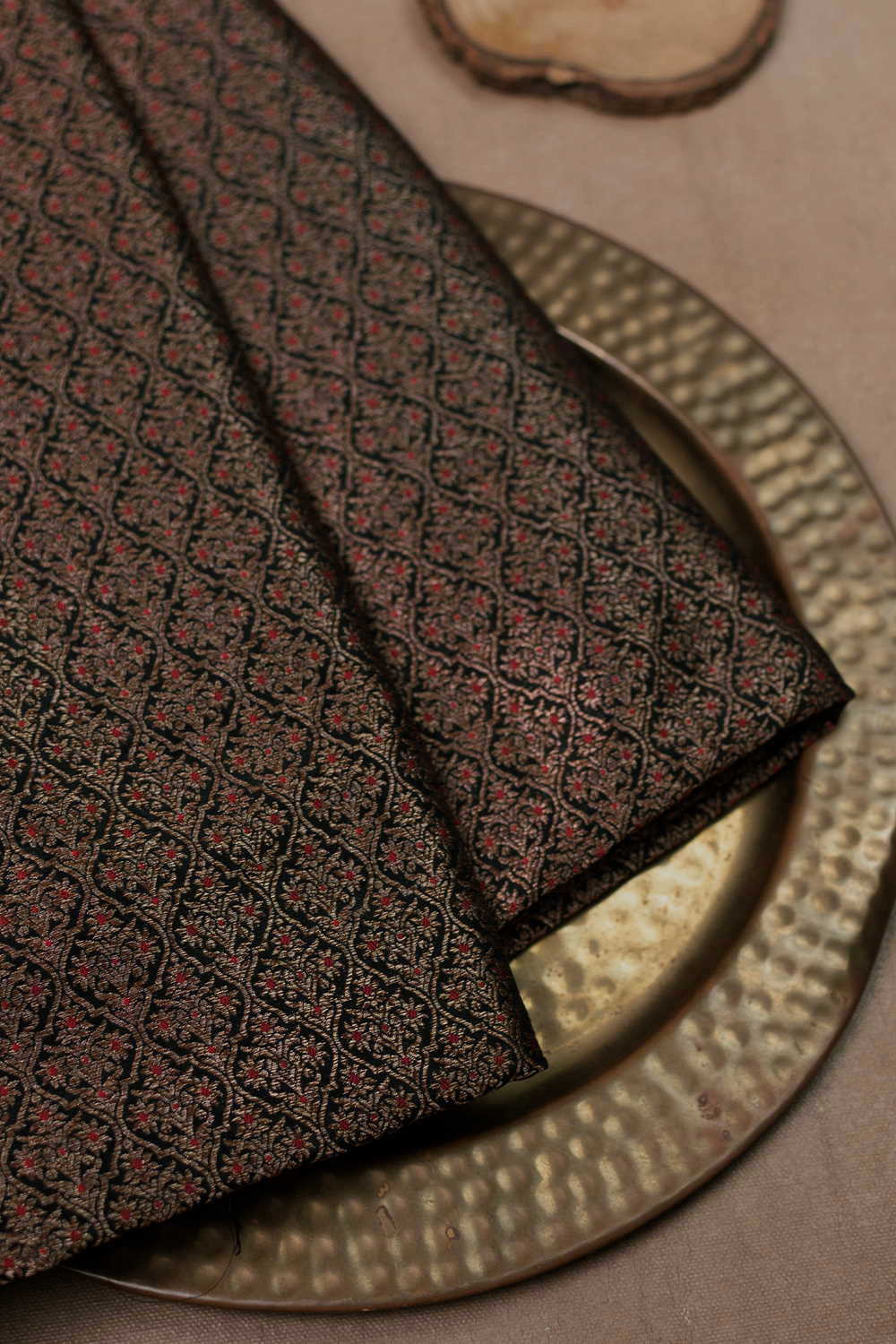 Banarasi Silk Fabrics-Matkatus 