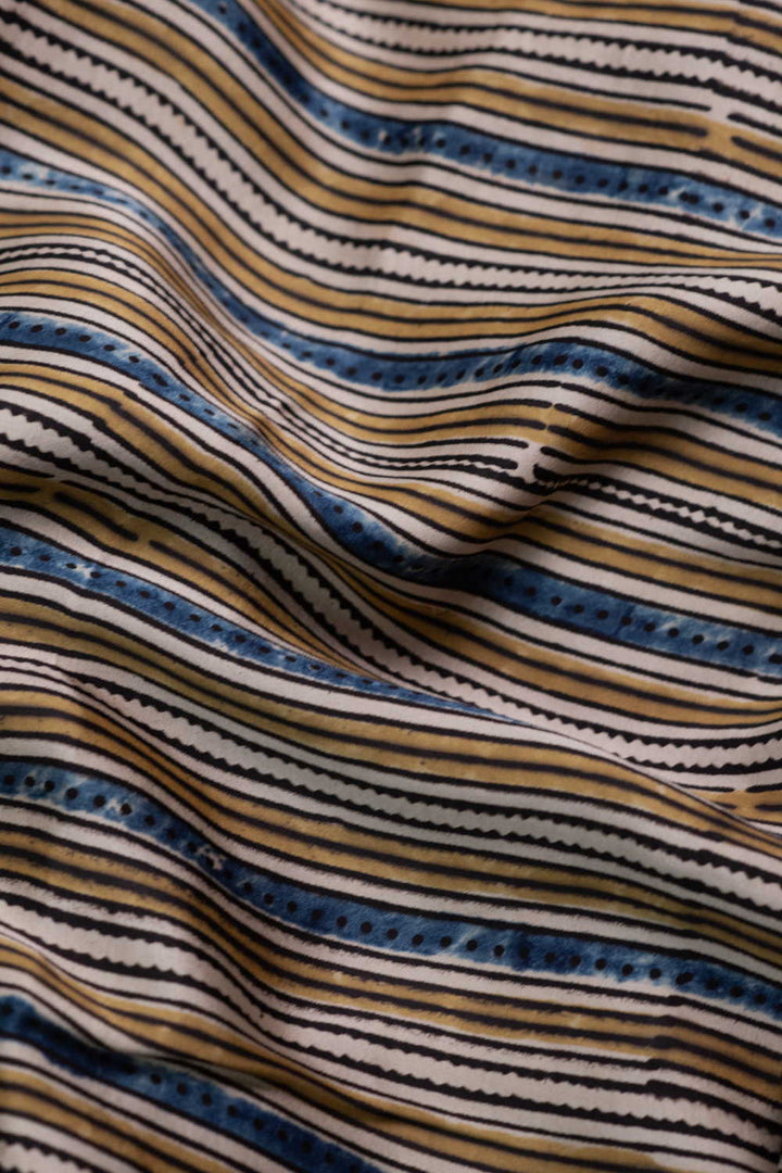 Silk Fabric - Matkatus 