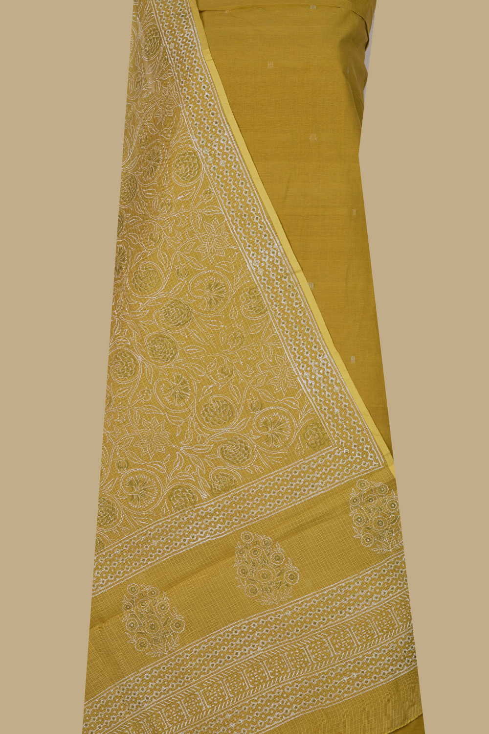 Unstitched Suits - Matkatus 