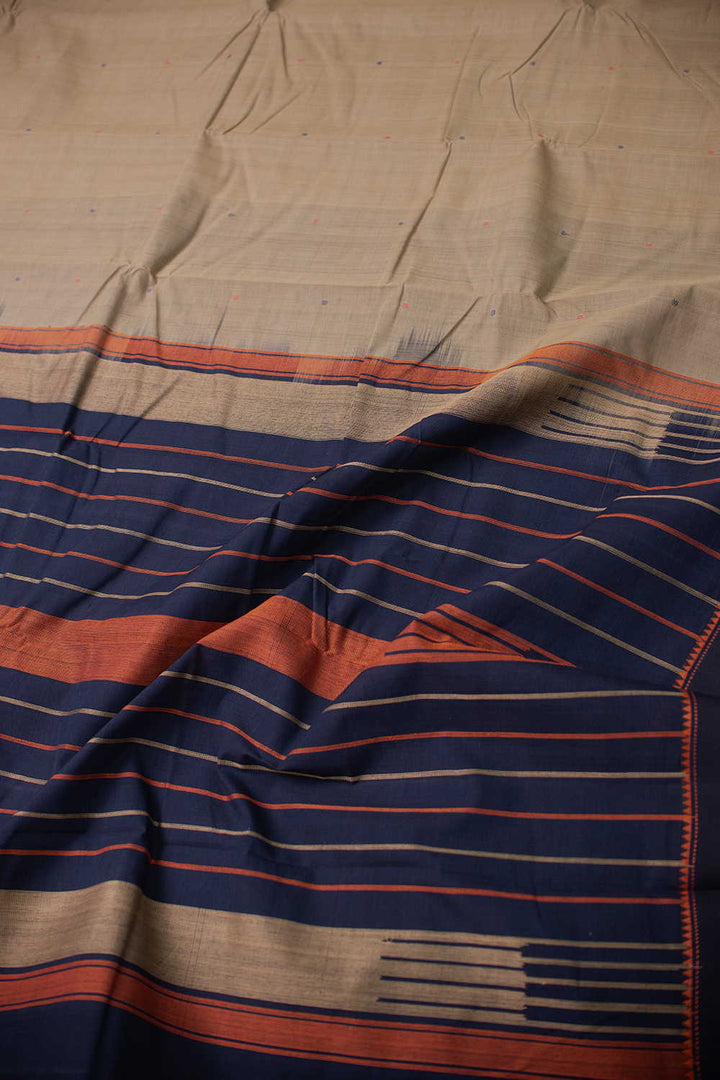Sarees - Matkatus 