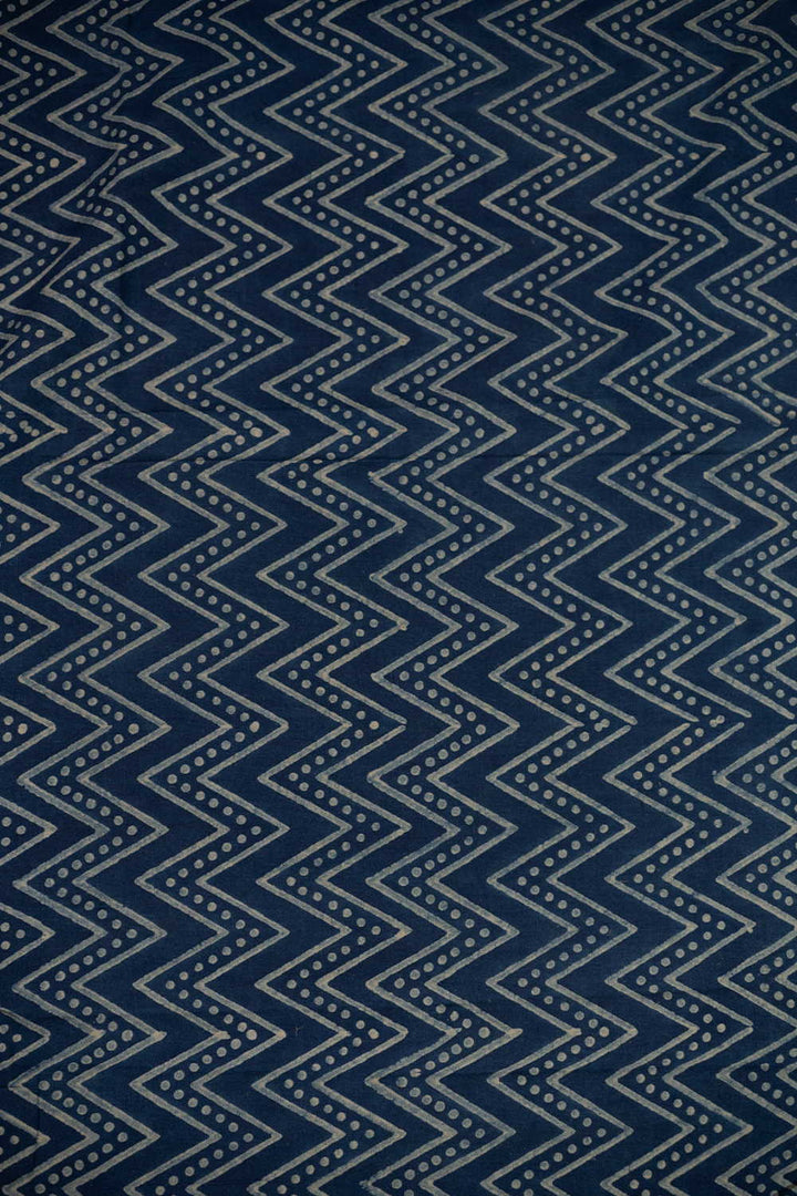 Ajrk Suits - Matkatus 