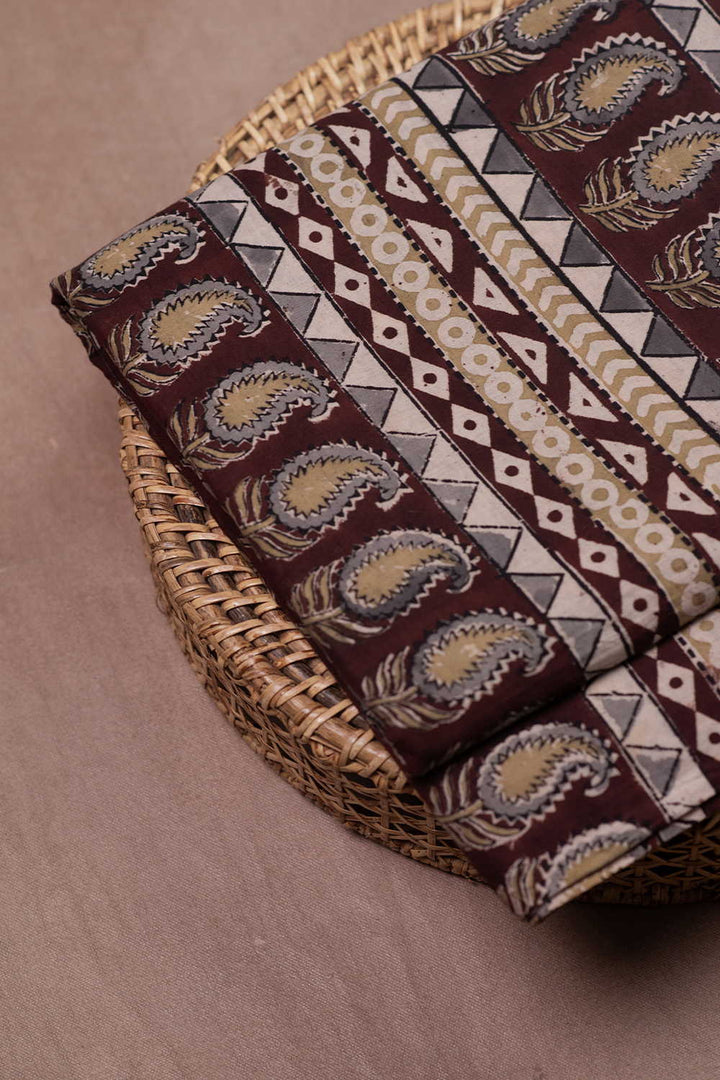 Printed Kalamkari Fabrics - Matkatus 