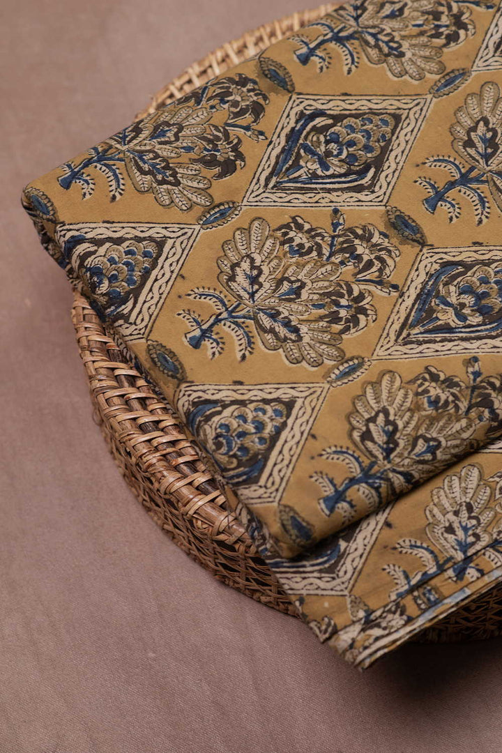 Printed Kalamkari Fabrics - Matkatus 