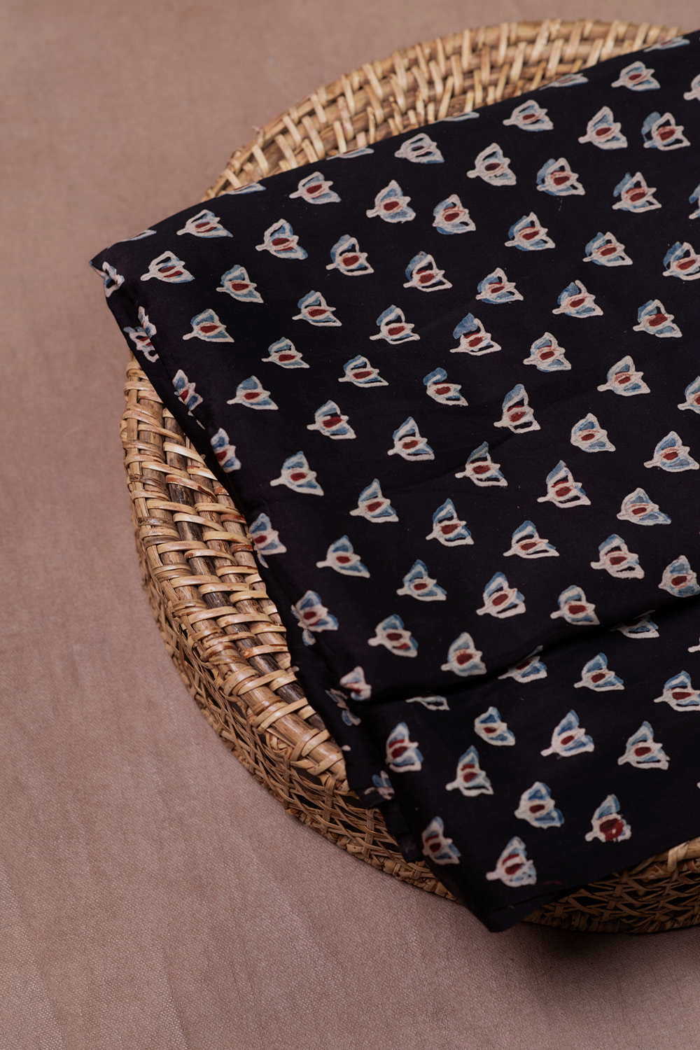 Ajrak fabrics - Matkatus