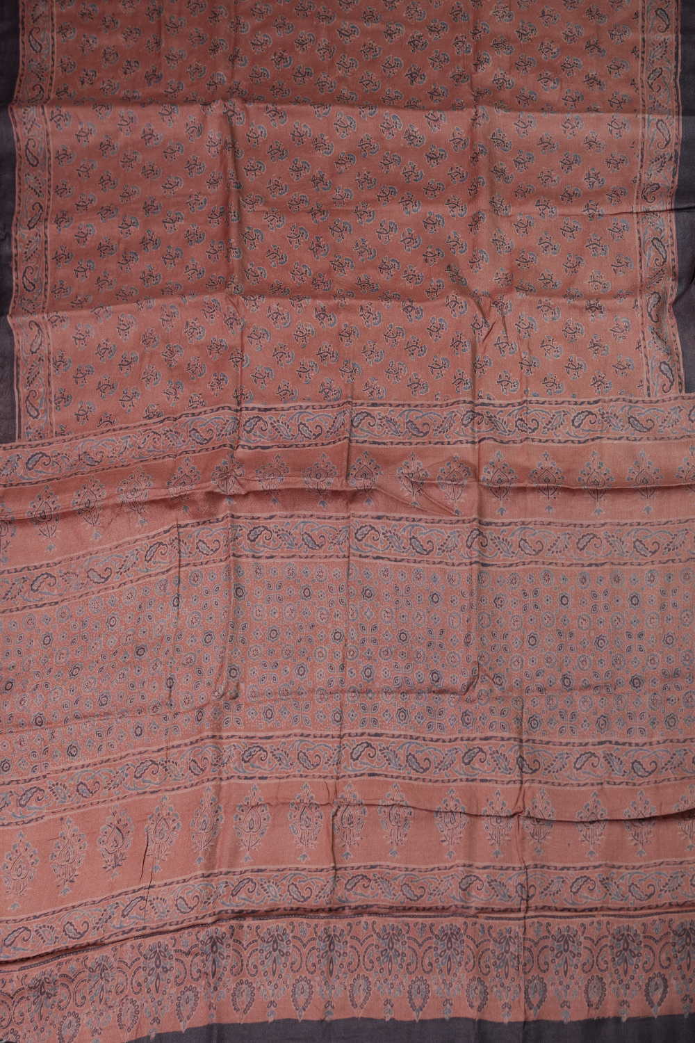 Sarees - Matkatus 