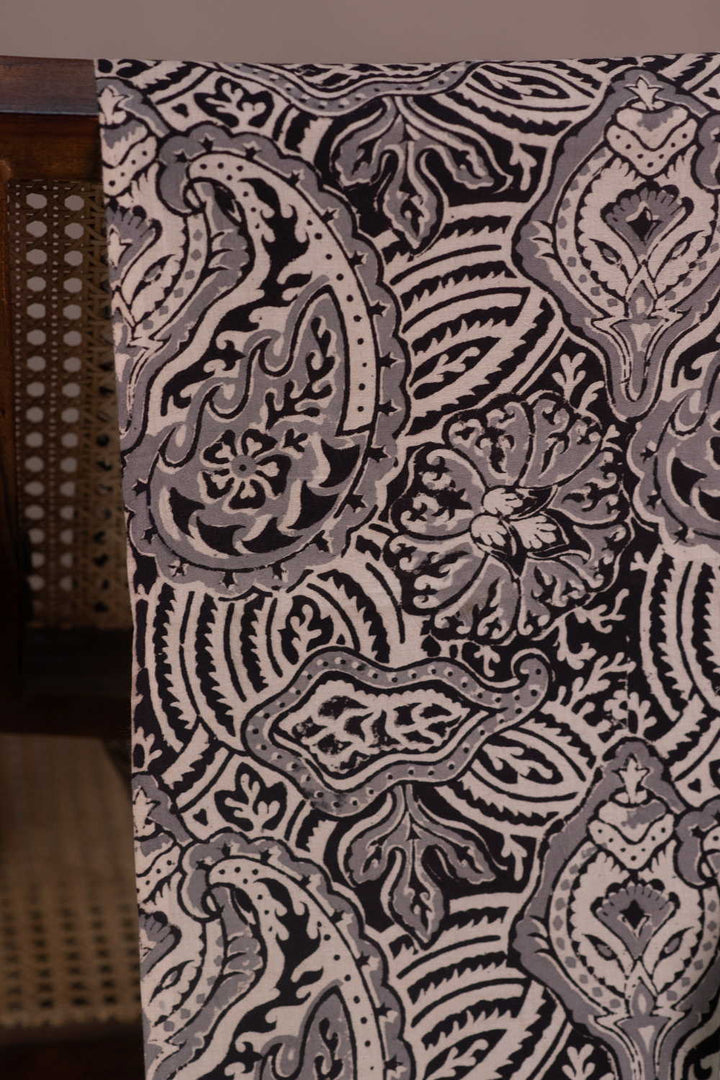 Printed Kalamkari Fabrics - Matkatus 