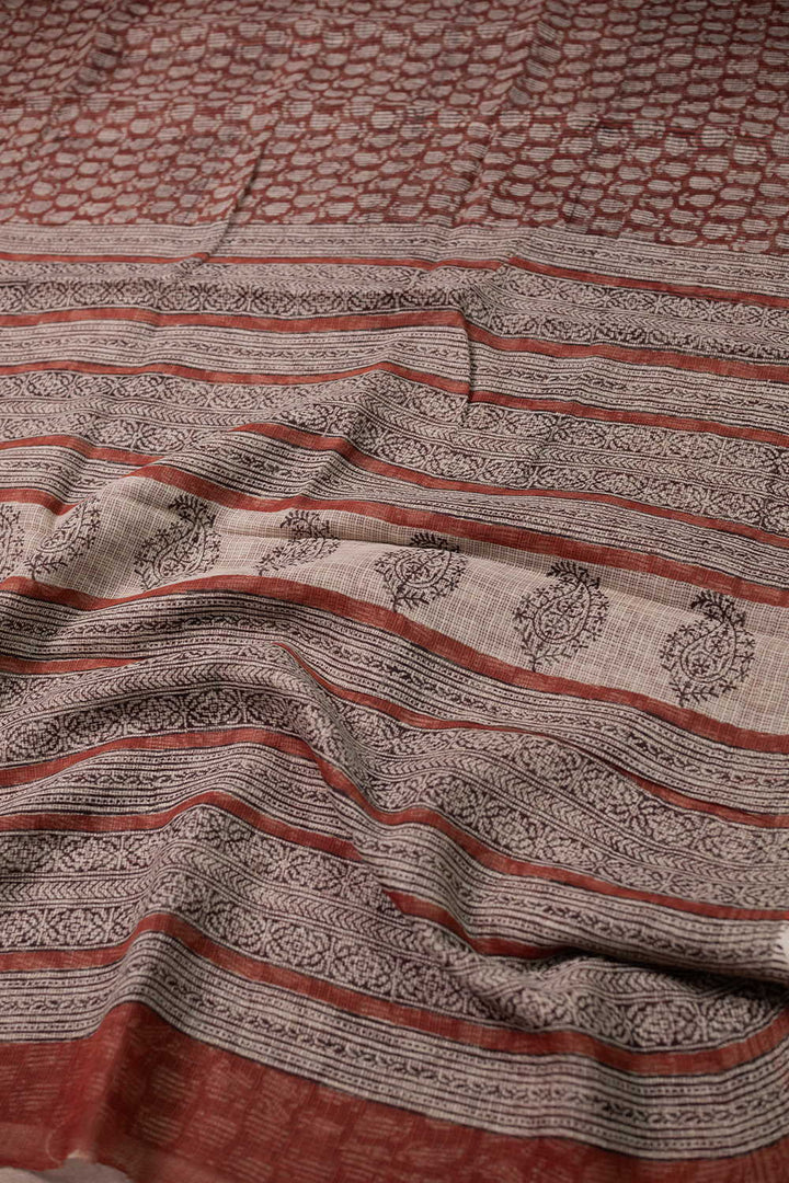 Sarees - Matkatus 