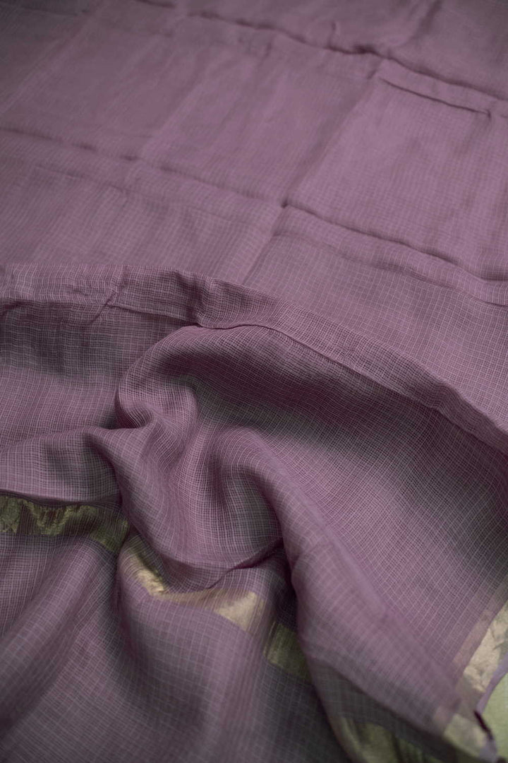 Sarees - Matkatus