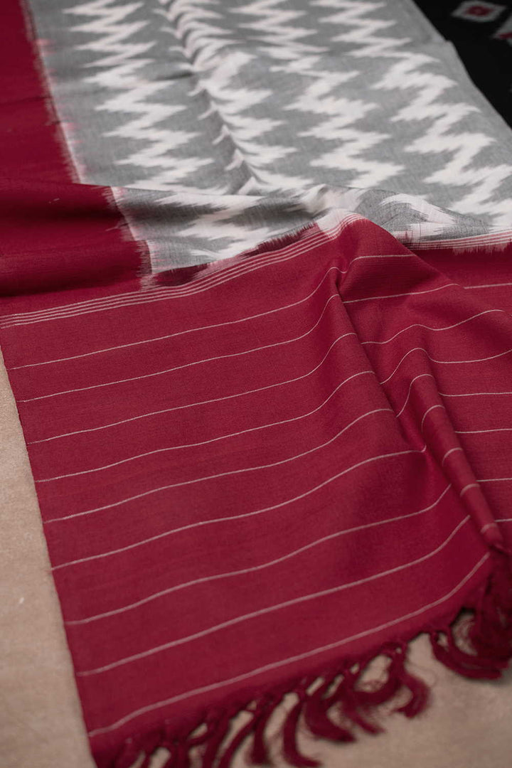 Ikat Cotton Dupatta - Matkatus