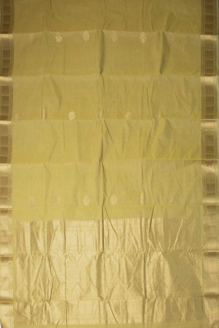 Sarees - Matkatus 