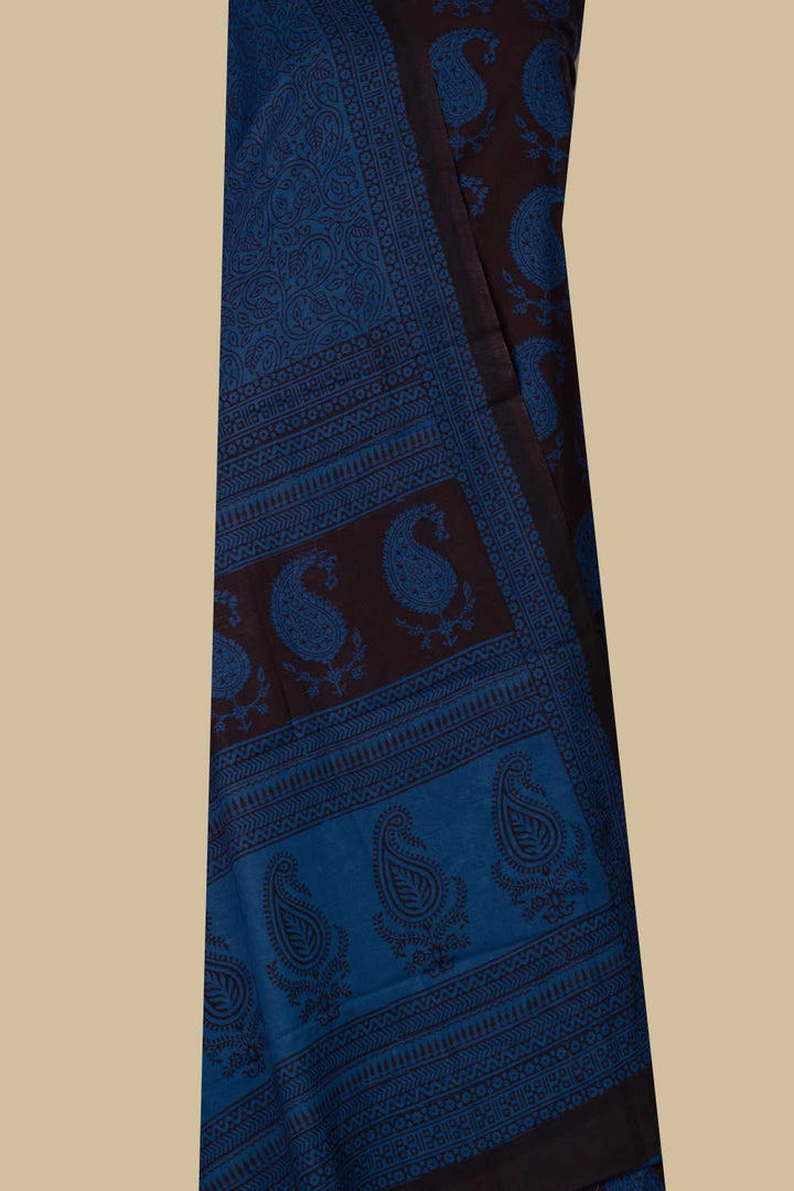 Unstitched Suits - Matkatus 