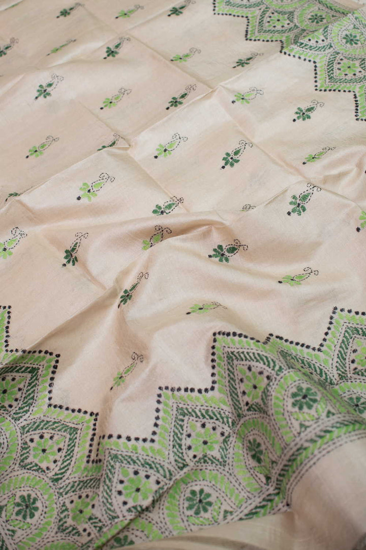 Kantha Silk Dupatta - Matkatus 