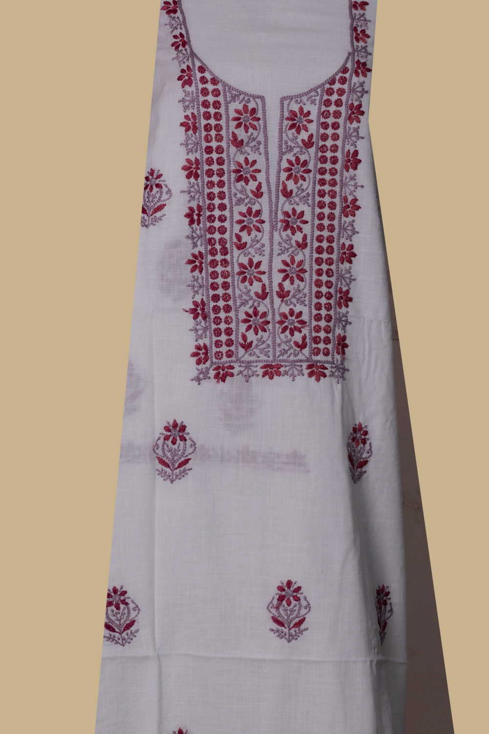 Hand Embroidered Kurta - Matkatus 