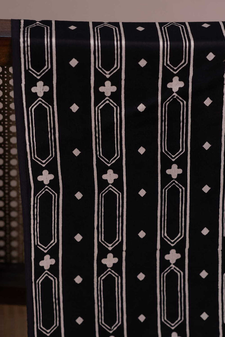 Silk Fabric - Matkatus 