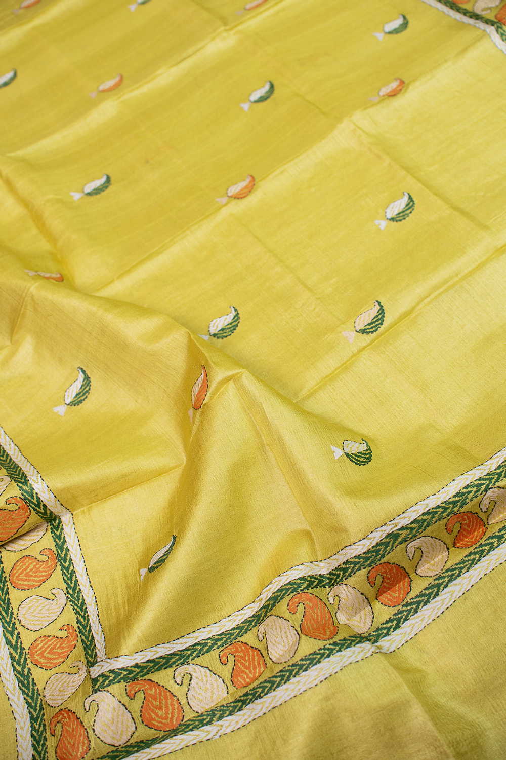 Kantha Silk Dupatta - Matkatus 