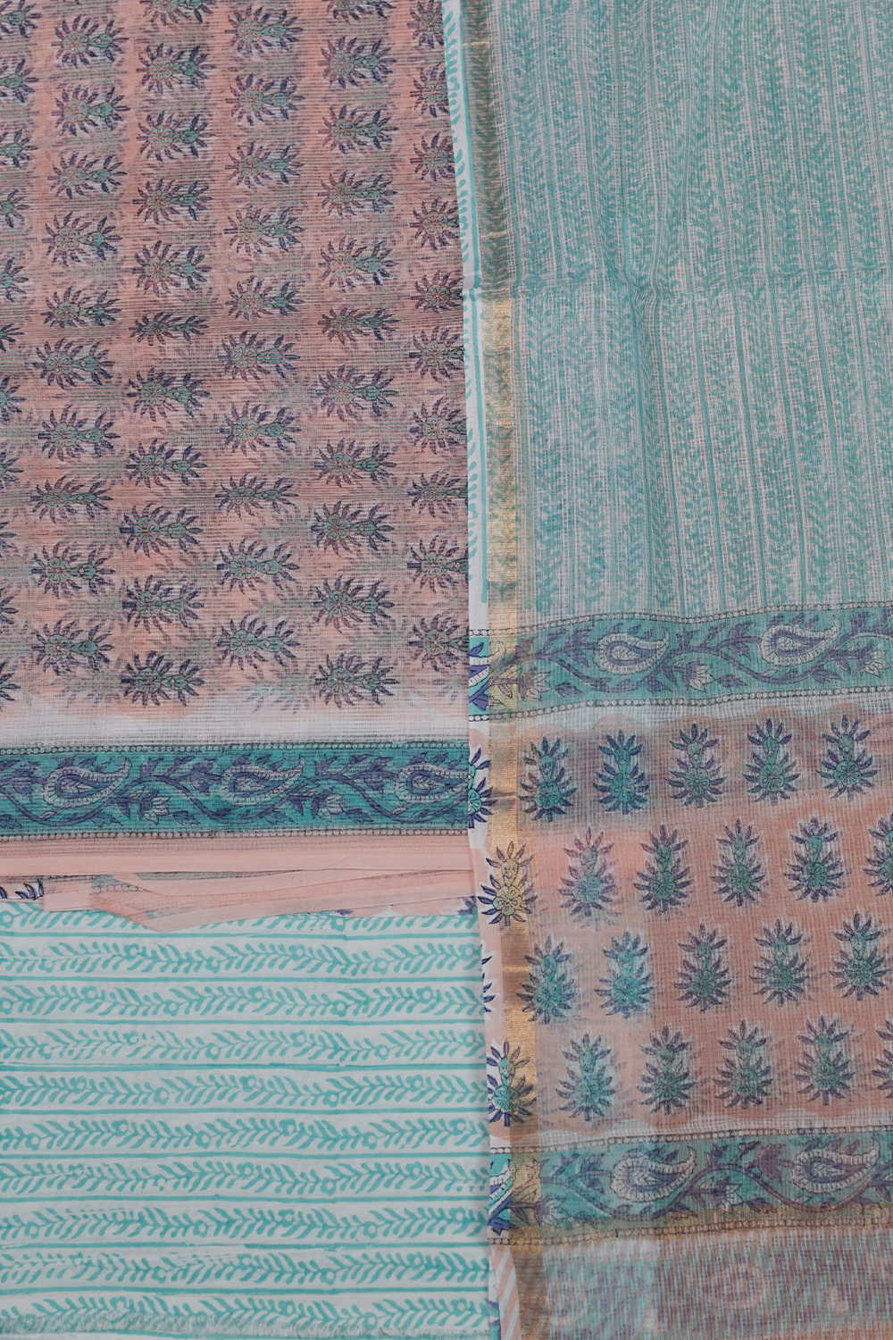 Unstitched Suits - Matkatus 