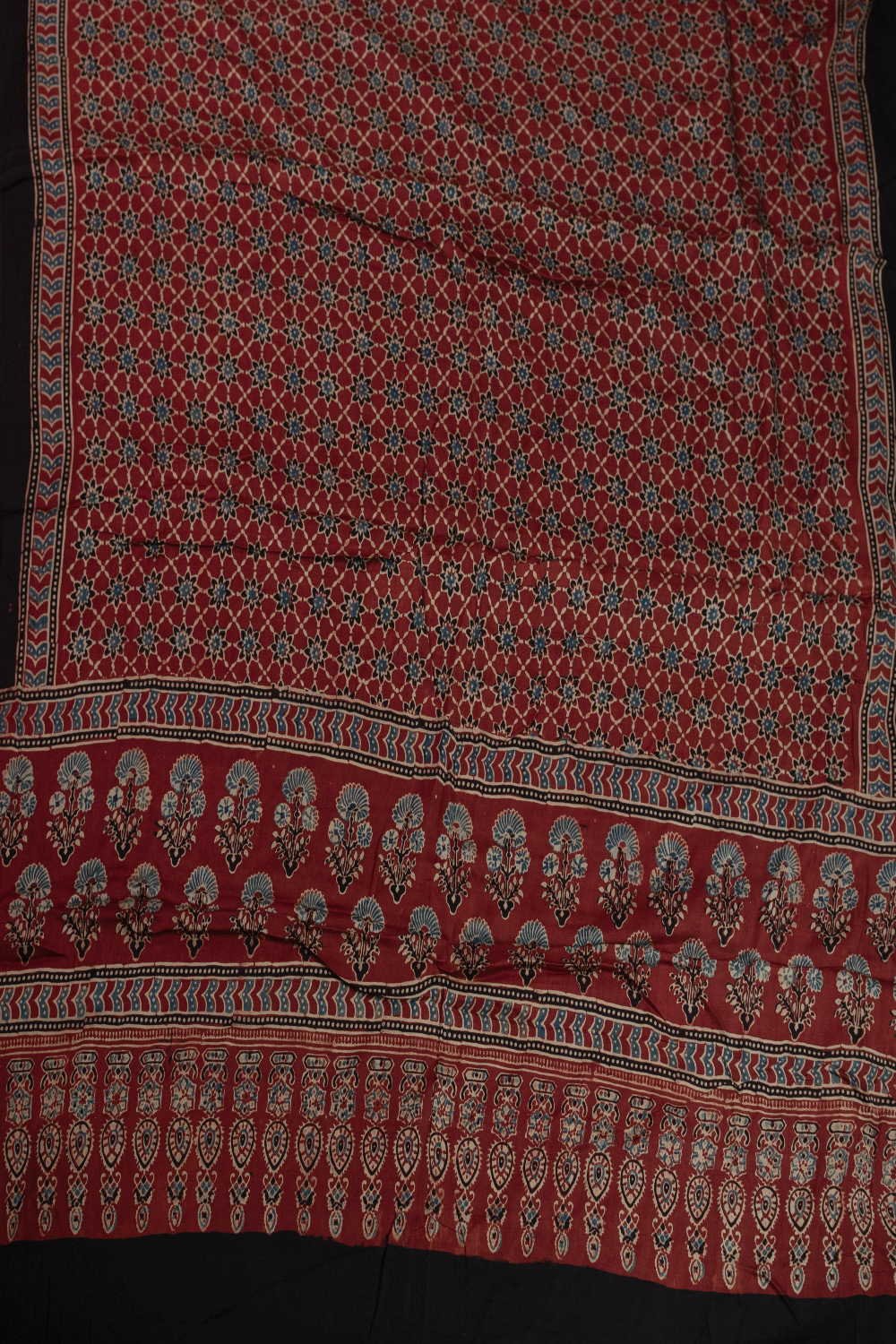 Unstitched Suits - Matkatus 