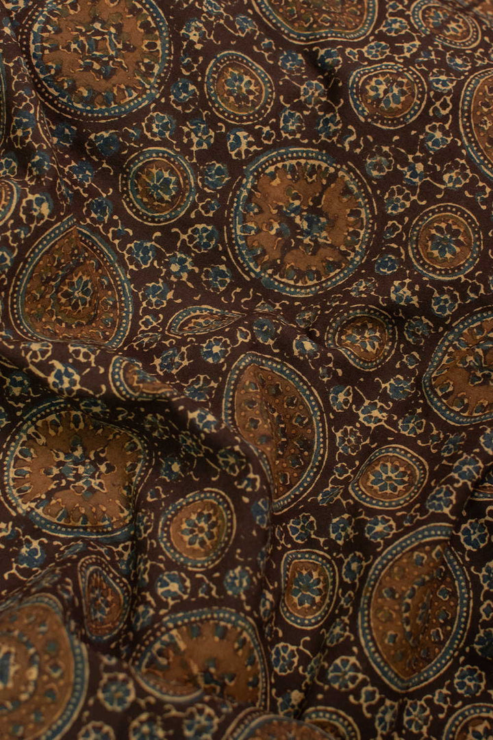 Ajrak Fabric - Matkatus 