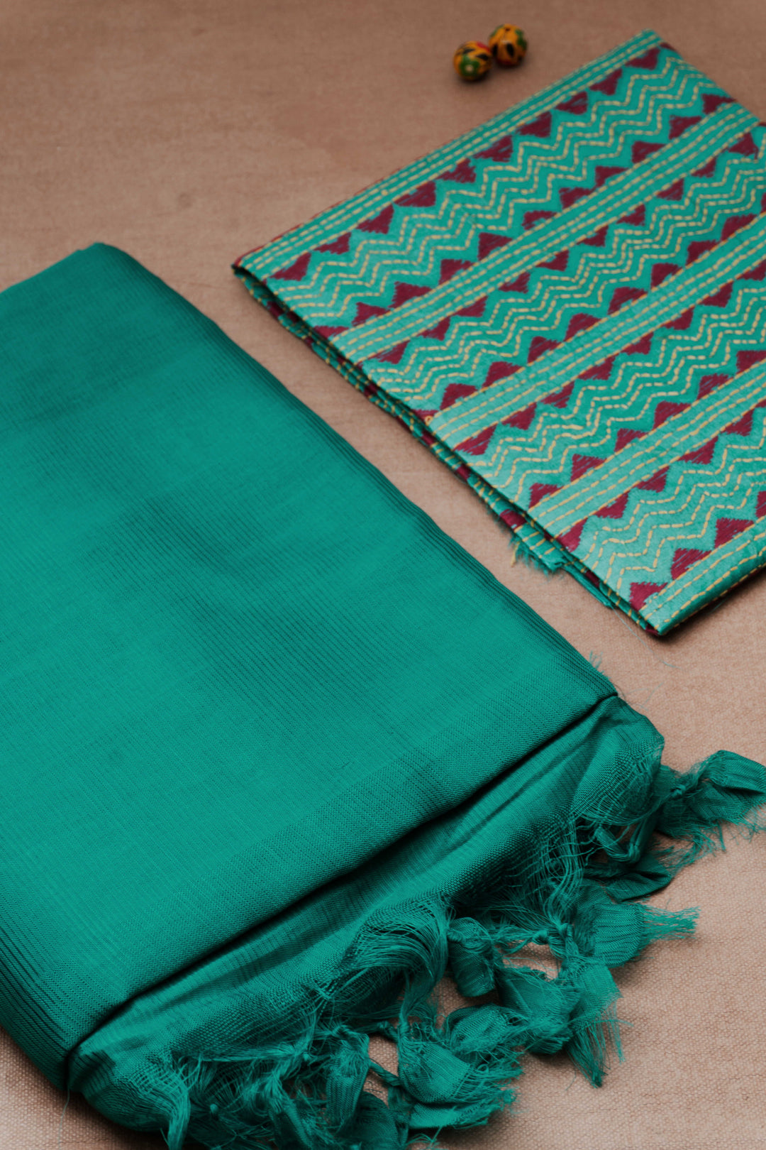 Perfectly Paired Sarees - Matkatus 