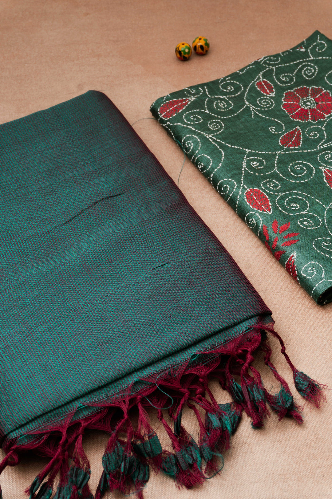 Perfectly Paired Sarees - Matkatus 