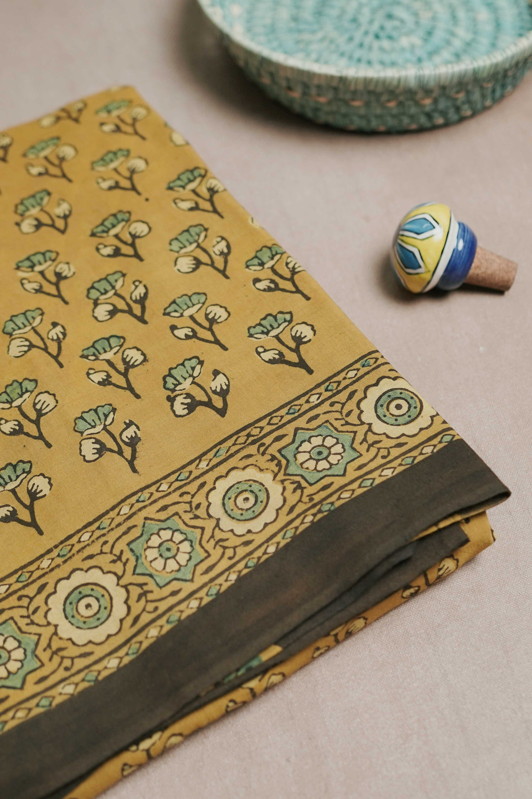 Ajrak Sarees-Matkatus 
