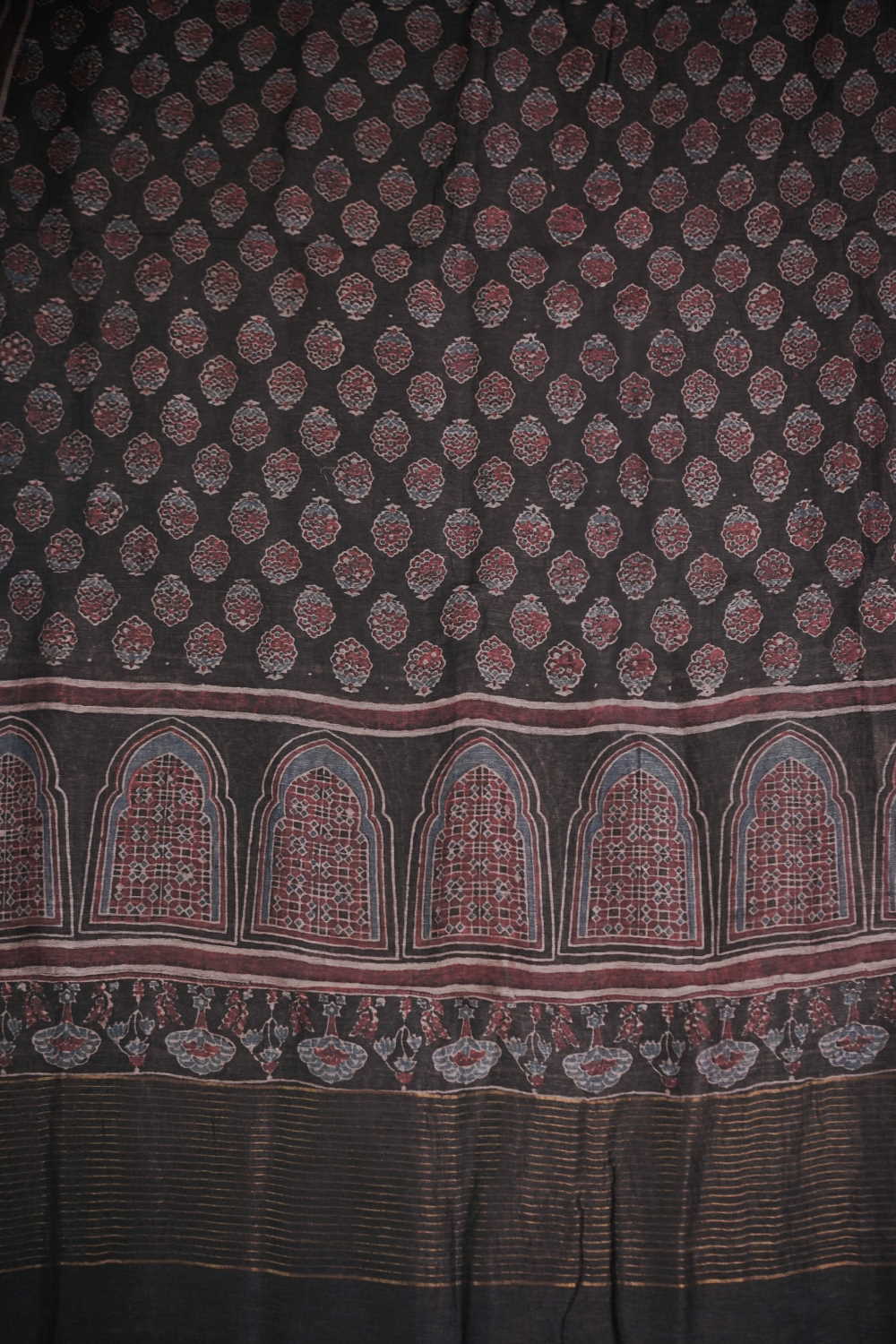 Ajrak Suits - Matkatus 
