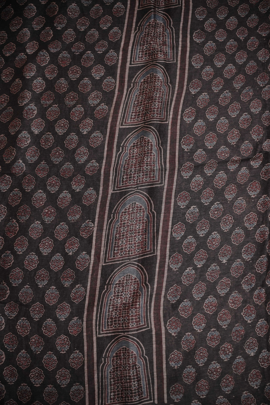 Ajrak Suits - Matkatus 