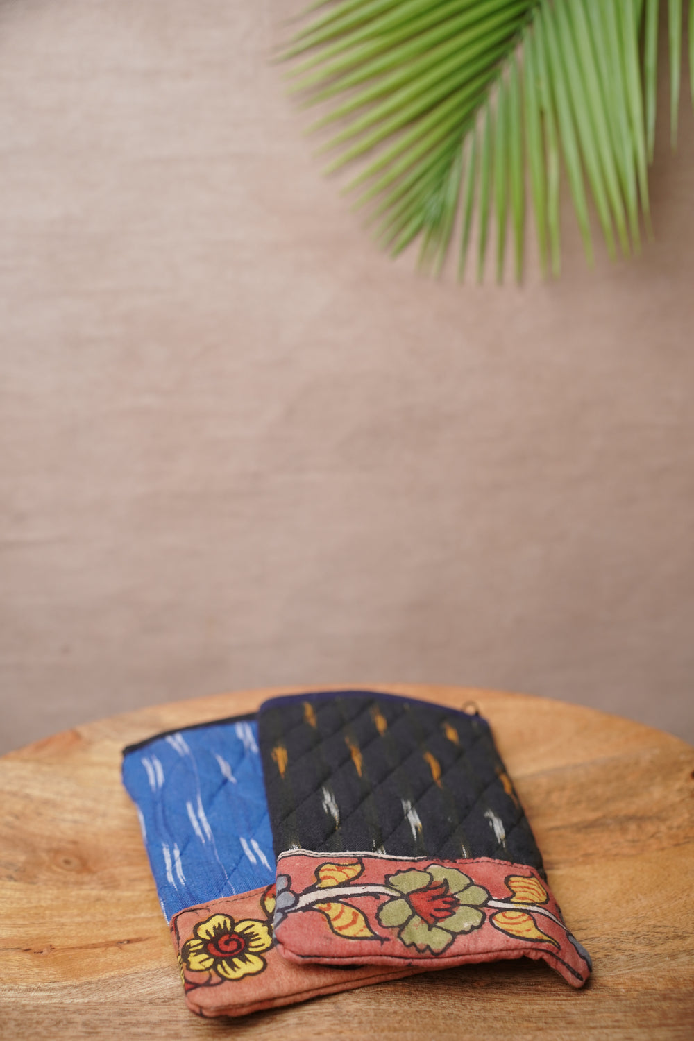 Painted Kalamkari Accessories - Matkatus 