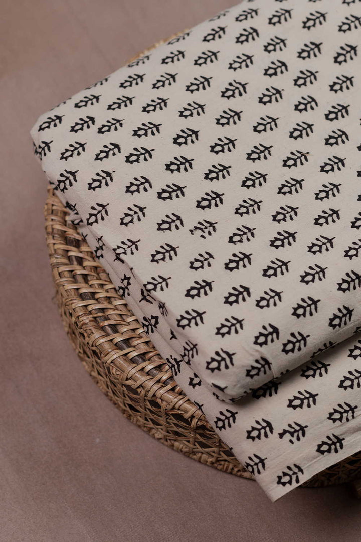 Block Printed Fabric - Matkatus 